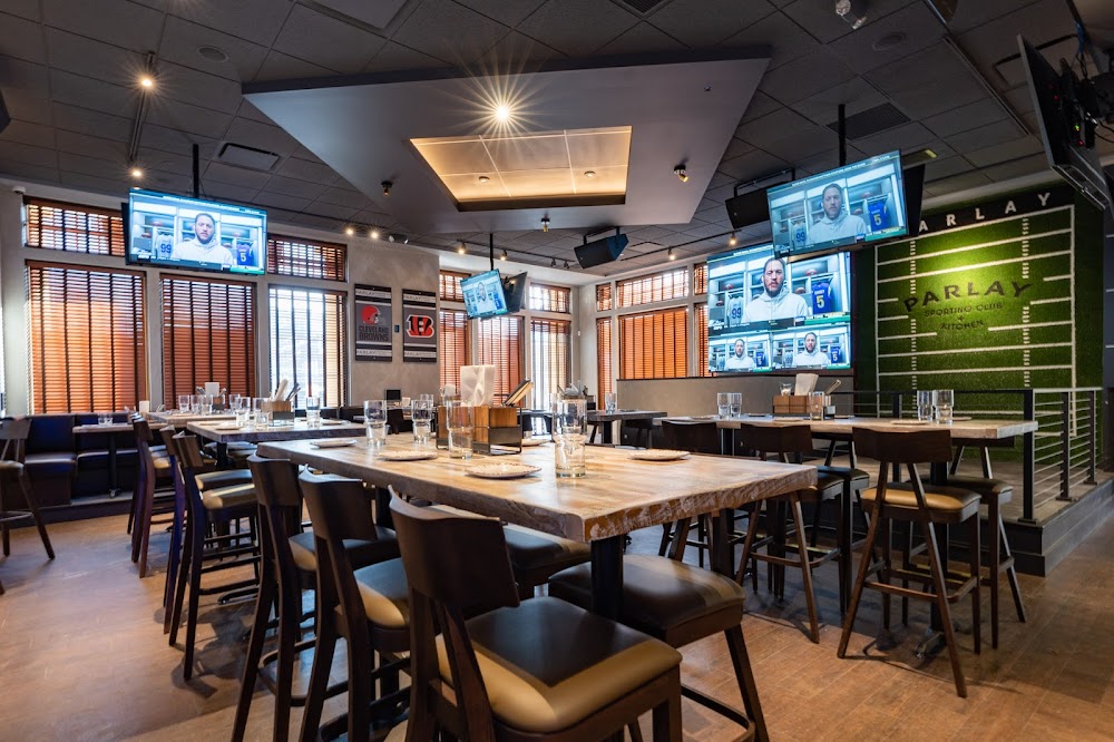 Parlay Sporting Club + Kitchen